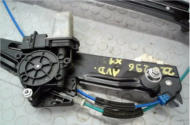 Mecanisme  moteur lève-glace avant droit Bmw X1 (F48) Xdrive 20 d (2015) occasion