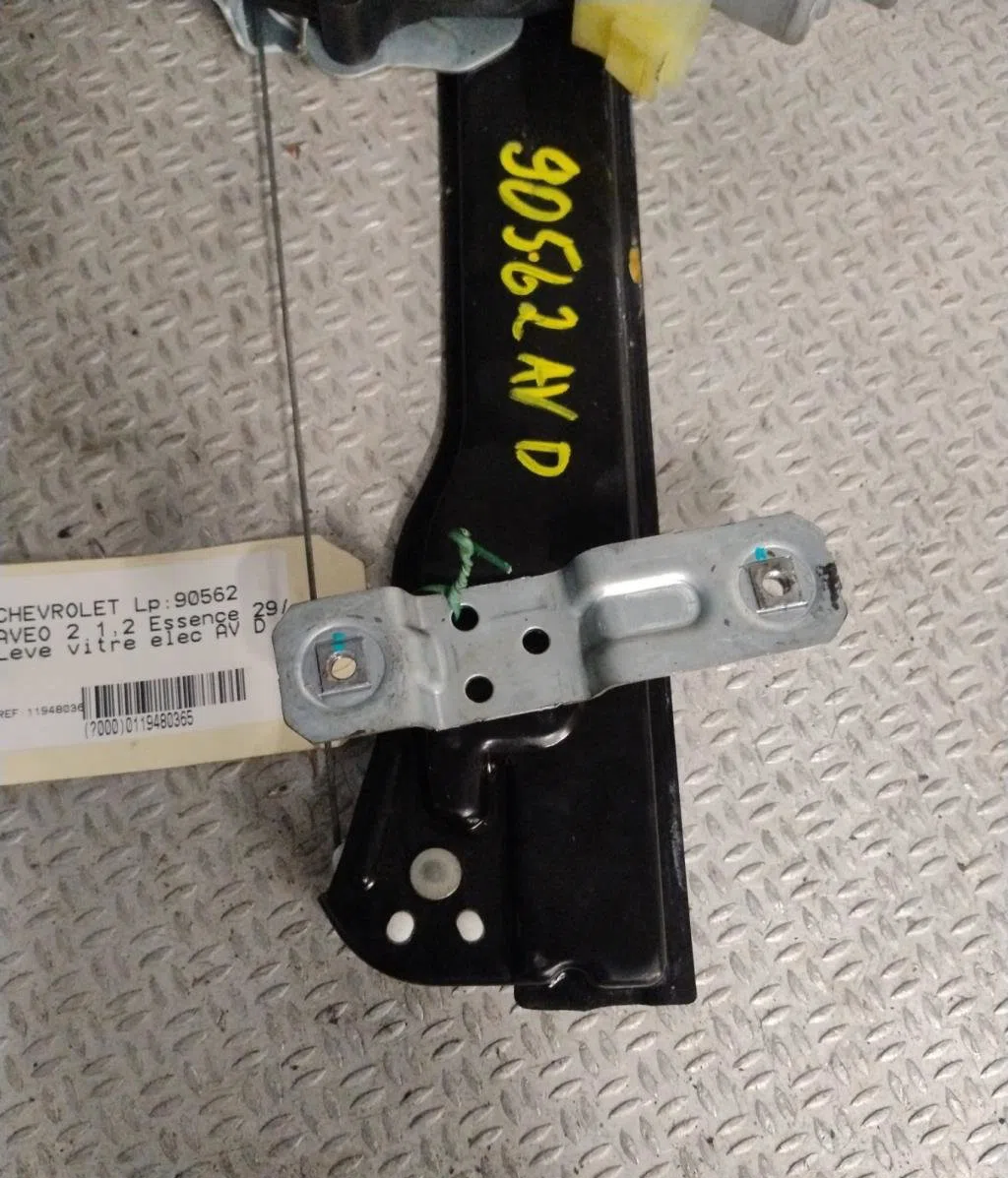 Mecanisme  moteur lève-glace avant droit Chevrolet AVEO A trois volumes (T300) 1.2 (2011) occasion