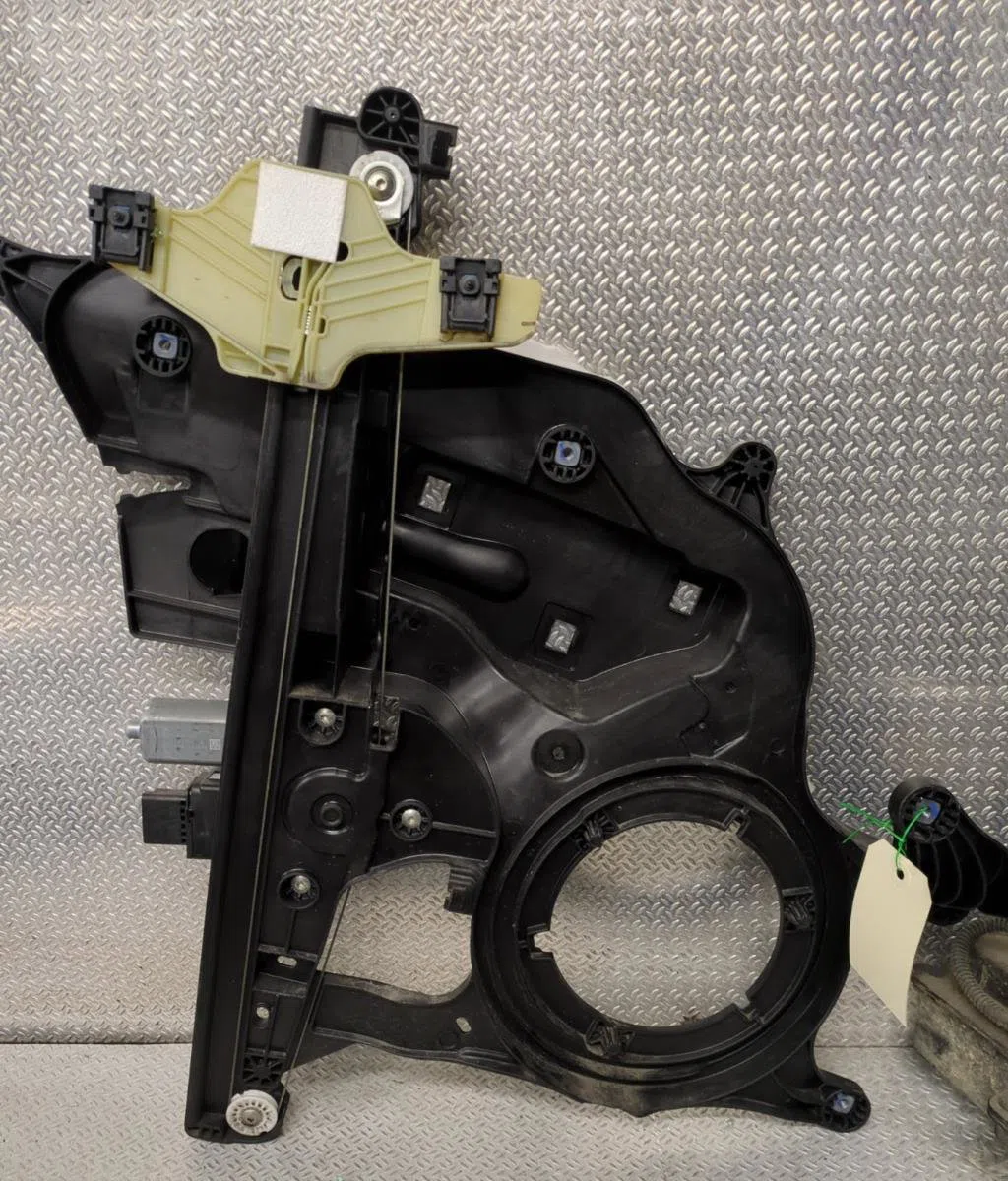 Mecanisme  moteur lève-glace avant droit CITROEN BERLINGO 3 M  BERLINGO 3 M PHASE 1 occasion
