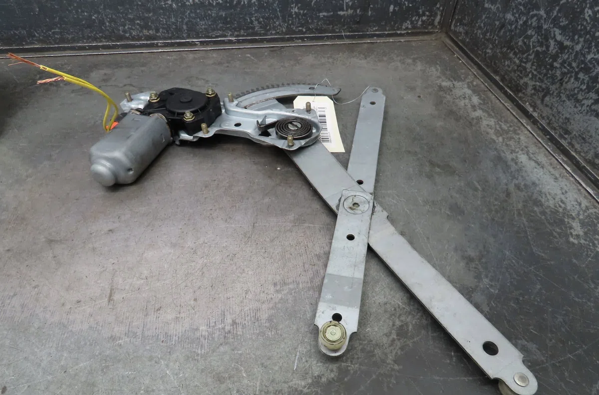 Mecanisme  moteur lève-glace avant droit Citroën BX Break (XB-_) 16 (1988-1994) occasion