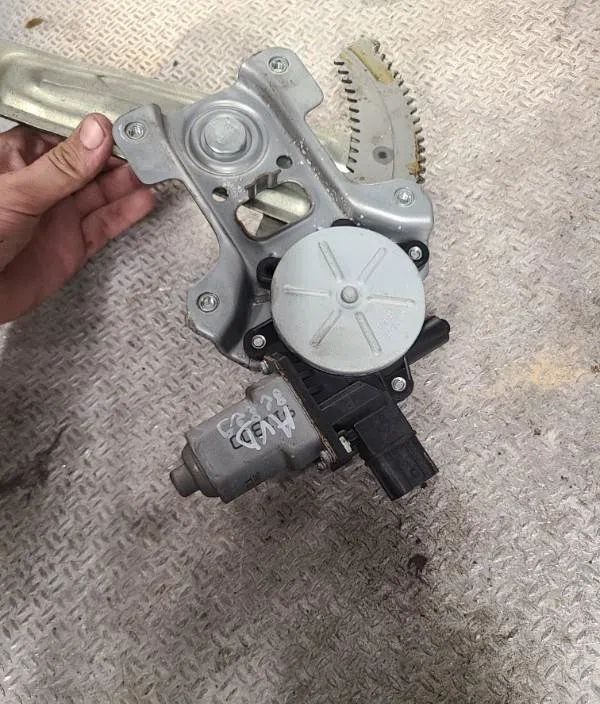 Mecanisme  moteur lève-glace avant droit Citroen C-CROSSER (VU_, VV_) 2.2 hdi (2007-2012) 5 portes occasion