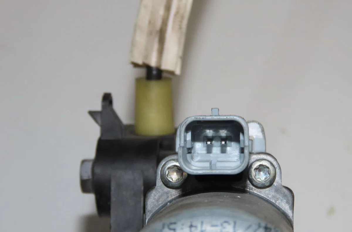 Mecanisme  moteur lève-glace avant droit Citroen C-ELYSEE (DD_) 1.6 hdi 92 (2012) occasion