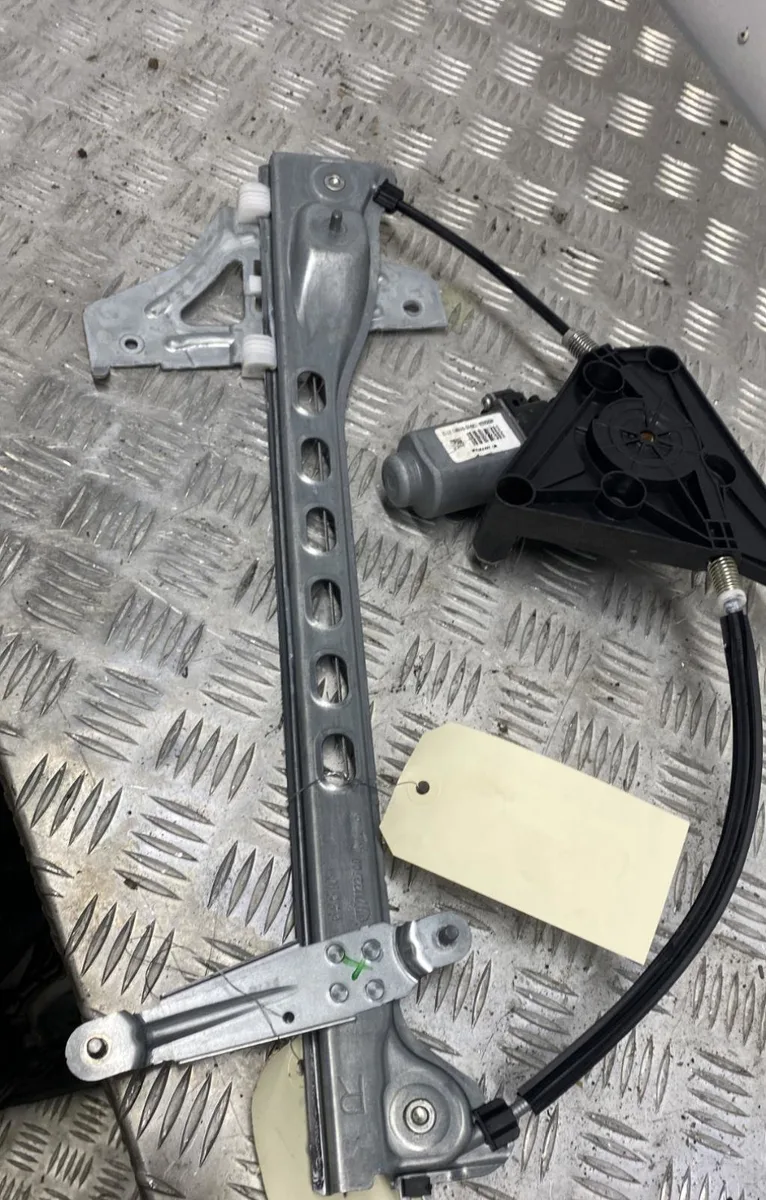 Mecanisme  moteur lève-glace avant droit CITROEN C1 2 occasion
