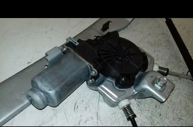 Mecanisme  moteur lève-glace avant droit Citroën C3 II (SC_) 1.4 vti 95 (2009) occasion