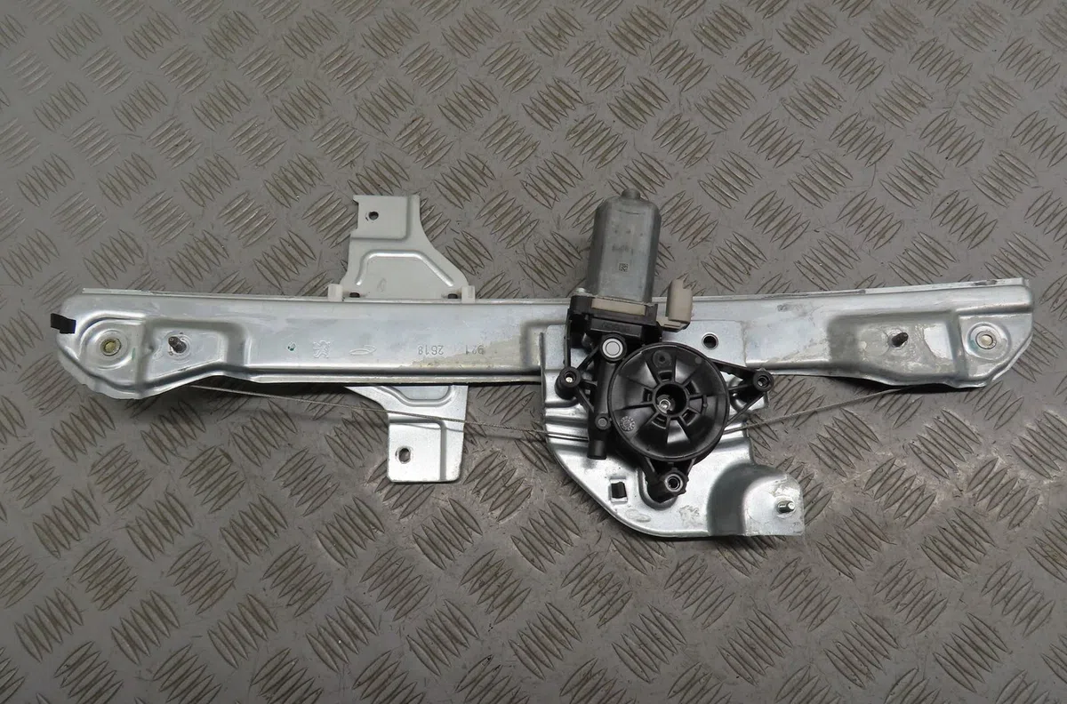 Mecanisme  moteur lève-glace avant droit Citroen C3 III (SX) 1.2 puretech 82 (2018) 5 portes occasion