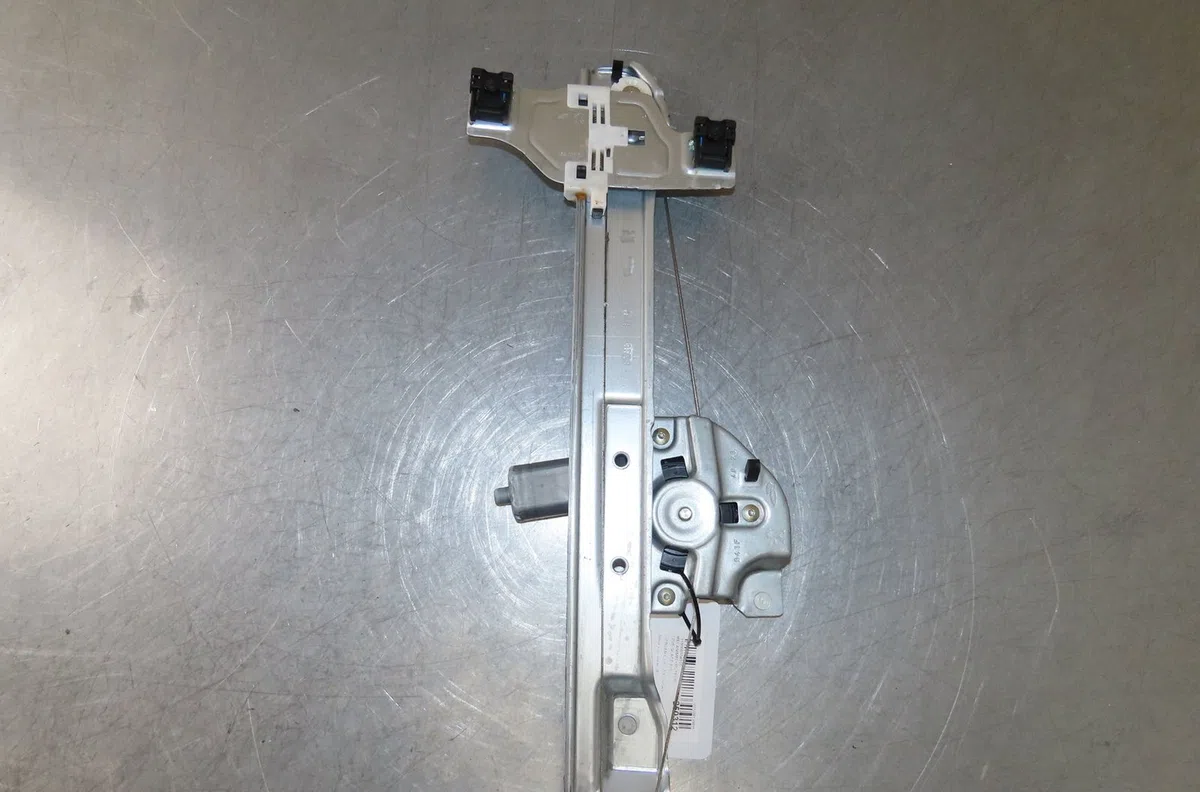 Mecanisme  moteur lève-glace avant droit Citroën C3 III (SX) 1.2 thp 110 (2016) occasion