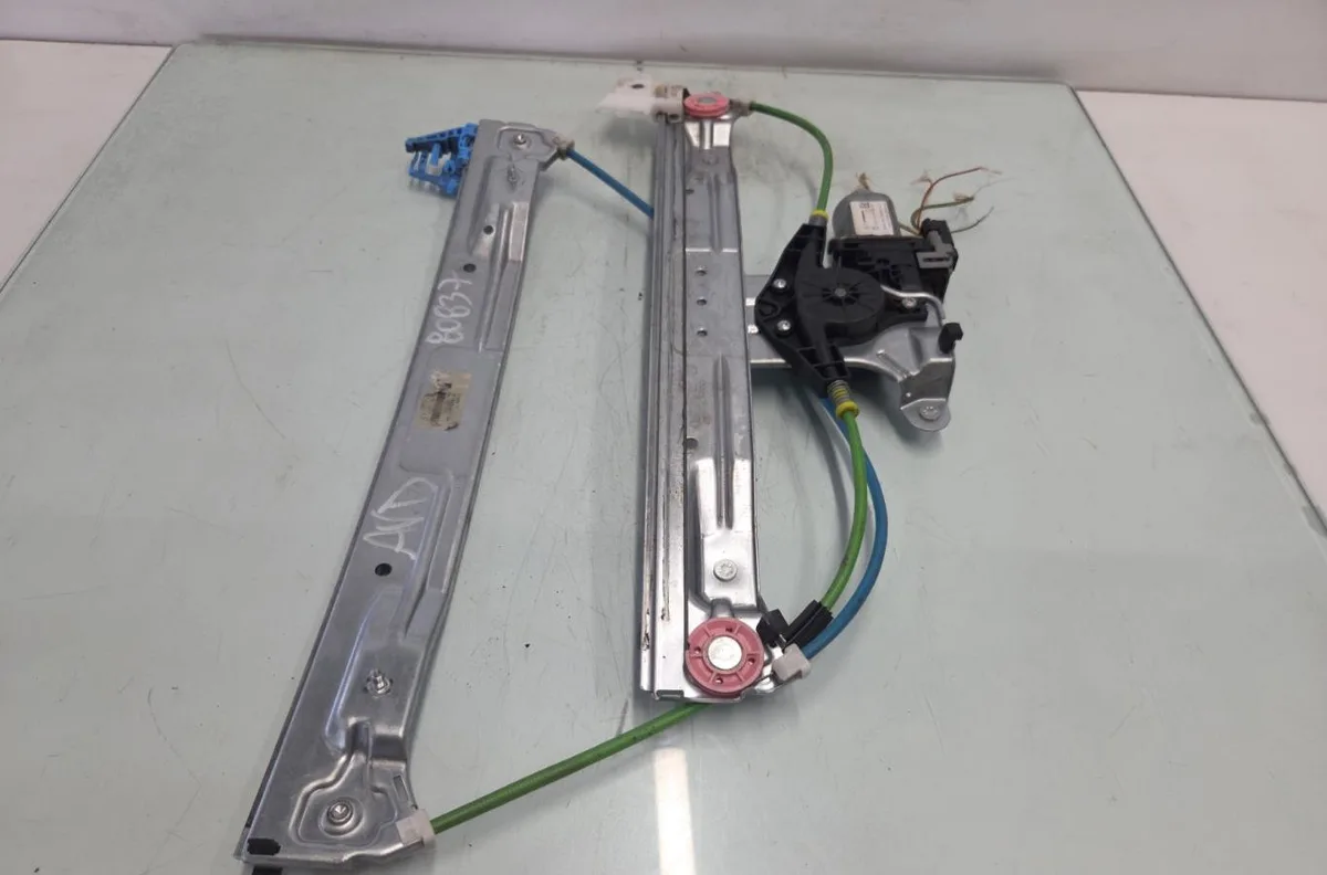 Mecanisme moteur lève-glace avant droit CITROEN C3 PICASSO PHASE 1 occasion