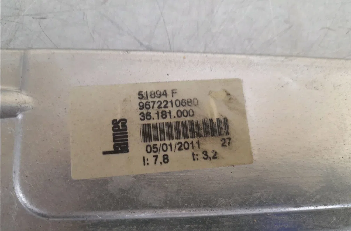 Mecanisme  moteur lève-glace avant droit Citroën C3 PICASSO (SH_) 1.4 vti 95 (2009) occasion
