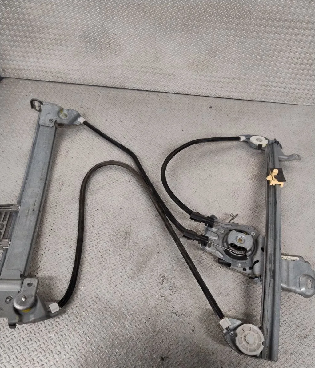 Mecanisme moteur lève-glace avant droit Citroen C3 Pluriel (HB_) 1.4 hdi (2004) 2 portes occasion