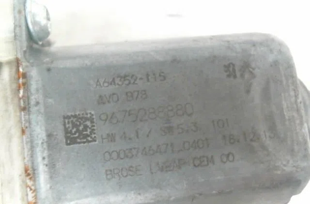Mecanisme  moteur lève-glace avant droit Citroën C4 GRAND PICASSO II (DA_, DE_) 1.6 hdi - bluehdi 115 (2013) occasion