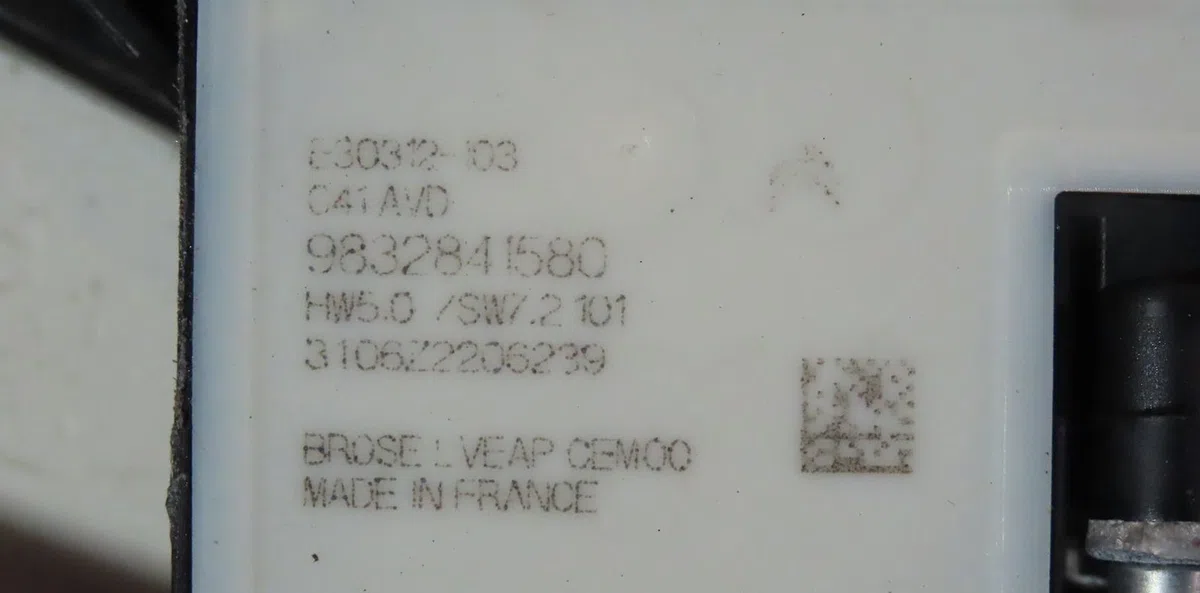 Mecanisme  moteur lève-glace avant droit Citroën C4 III (BA_, BB_, BC_) 1.5 bluehdi 130 (bbyhzb) (2020) occasion
