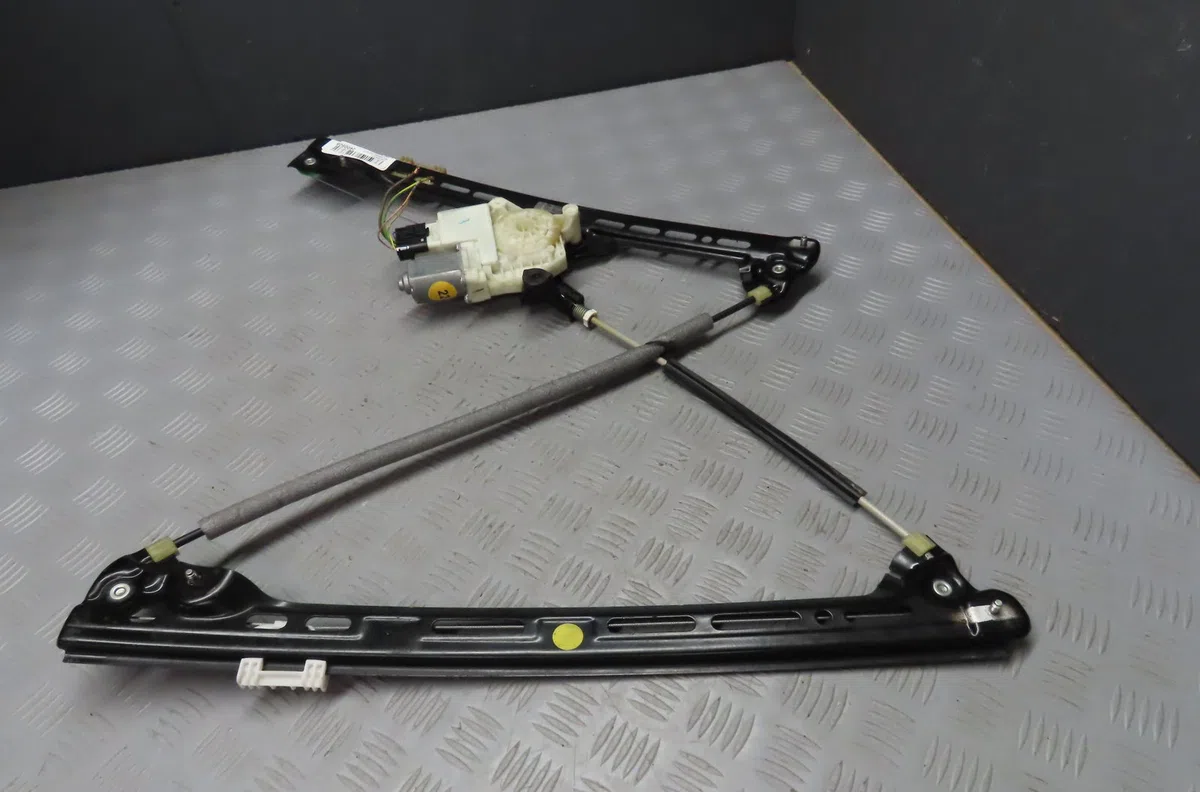 Mecanisme + moteur lève-glace avant droit CITROEN C4 PICASSO 2014 occasion