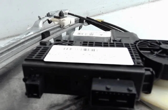 Mecanisme  moteur lève-glace avant droit Citroen C4 PICASSO I Monospace (UD_) 1.6 hdi (2007-2013) 5 portes occasion