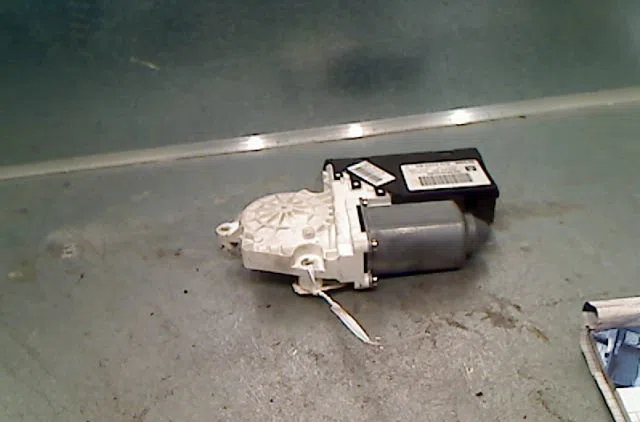Mecanisme + moteur lève-glace avant droit CITROEN C5 2004 occasion