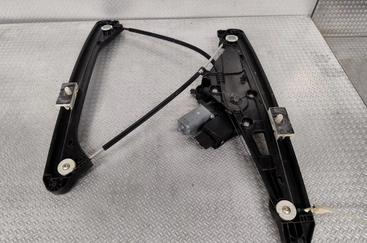 Mecanisme  moteur lève-glace avant droit Citroen C5 AIRCROSS (A_) 1.5 bluehdi 130 (acyhzj, acyhzr) (2018) occasion