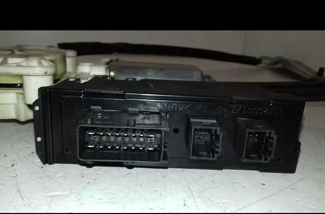 Mecanisme  moteur lève-glace avant droit Citroën C5 I (DC_) 2.0 hdi (dcrhzb, dcrhze) (2001-2004) 5 portes occasion