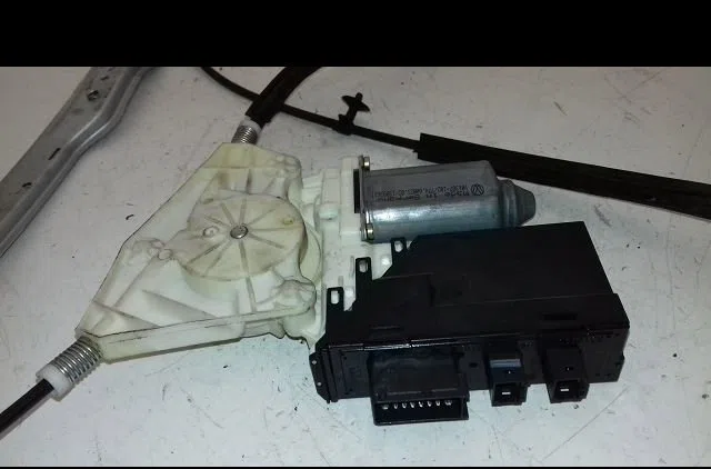 Mecanisme  moteur lève-glace avant droit Citroën C5 I (DC_) 2.0 hdi (dcrhzb, dcrhze) (2001-2004) 5 portes occasion