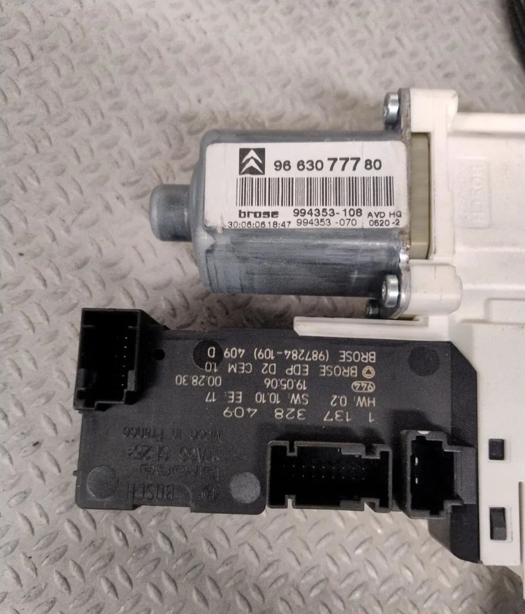 Mecanisme  moteur lève-glace avant droit CITROEN C6  C6 occasion