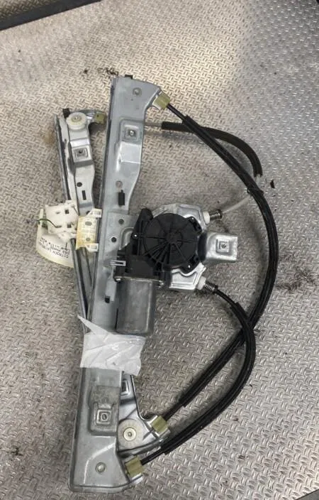Mecanisme  moteur lève-glace avant droit CITROEN DS3  DS3 PHASE 1 occasion