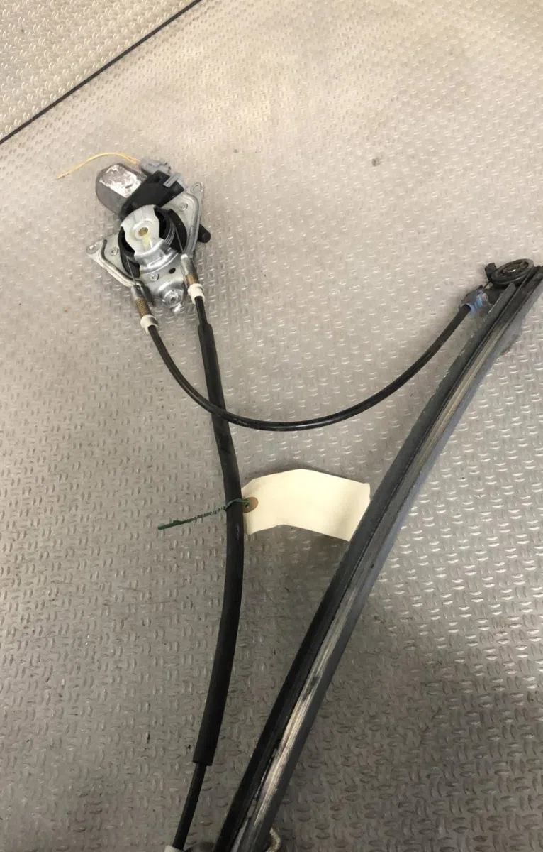 Mecanisme  moteur lève-glace avant droit CITROEN SAXO  SAXO PHASE 2 occasion