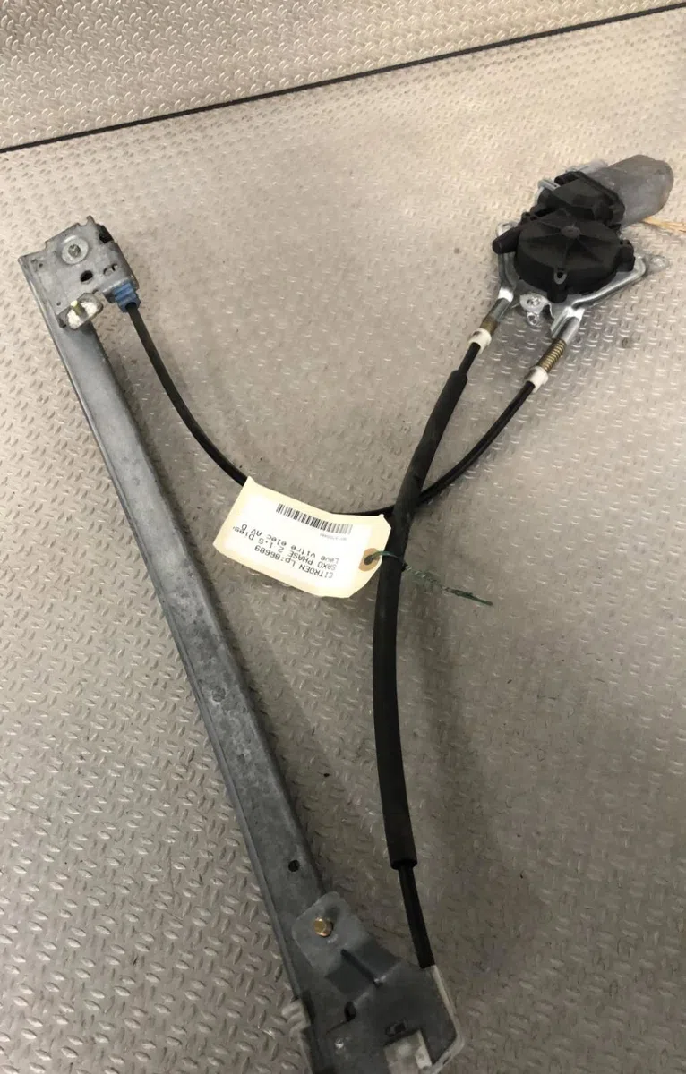 Mecanisme  moteur lève-glace avant droit CITROEN SAXO  SAXO PHASE 2 occasion