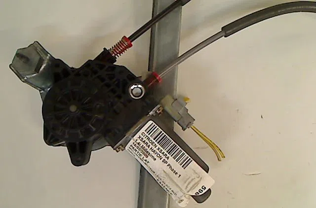 Mecanisme + moteur lève-glace avant droit CITROEN XSARA 2000 occasion
