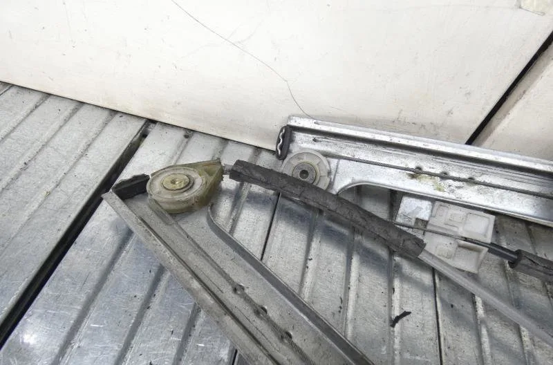 Mecanisme moteur lève-glace avant droit CITROEN XSARA PHASE 1 occasion
