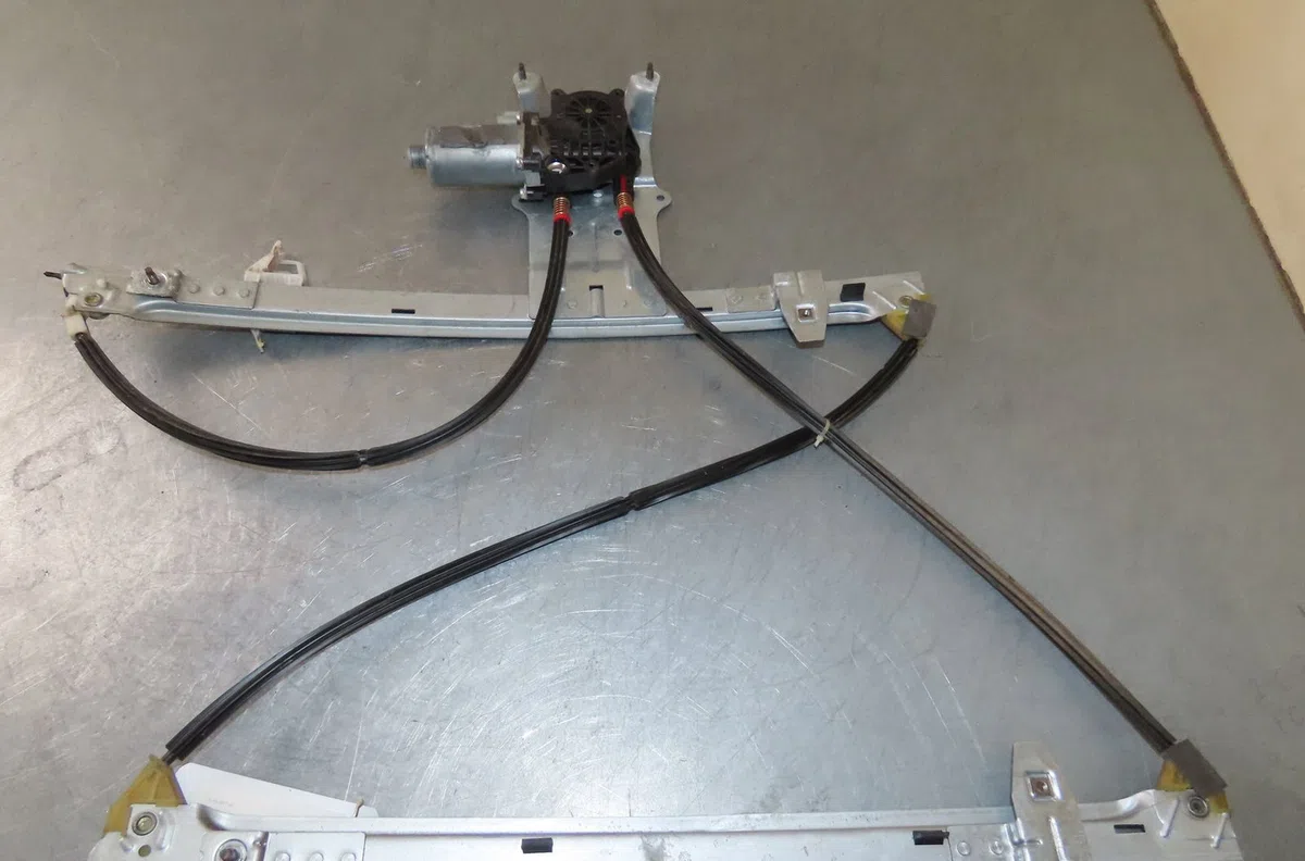 Mecanisme  moteur lève-glace avant droit CITROEN XSARA PICASSO  2.0 HDi 90ch occasion