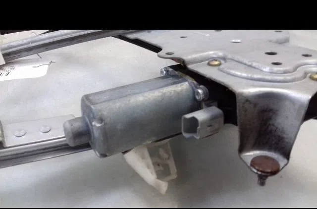 Mecanisme  moteur lève-glace avant droit Citroën XSARA PICASSO (N68) 2.0 16v (2003-2012) occasion