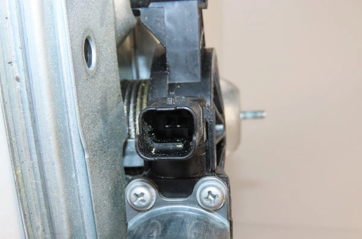 Mecanisme  moteur lève-glace avant droit Dacia DUSTER (HM_) 1.3 tce 150 (hmm3) (2019) occasion