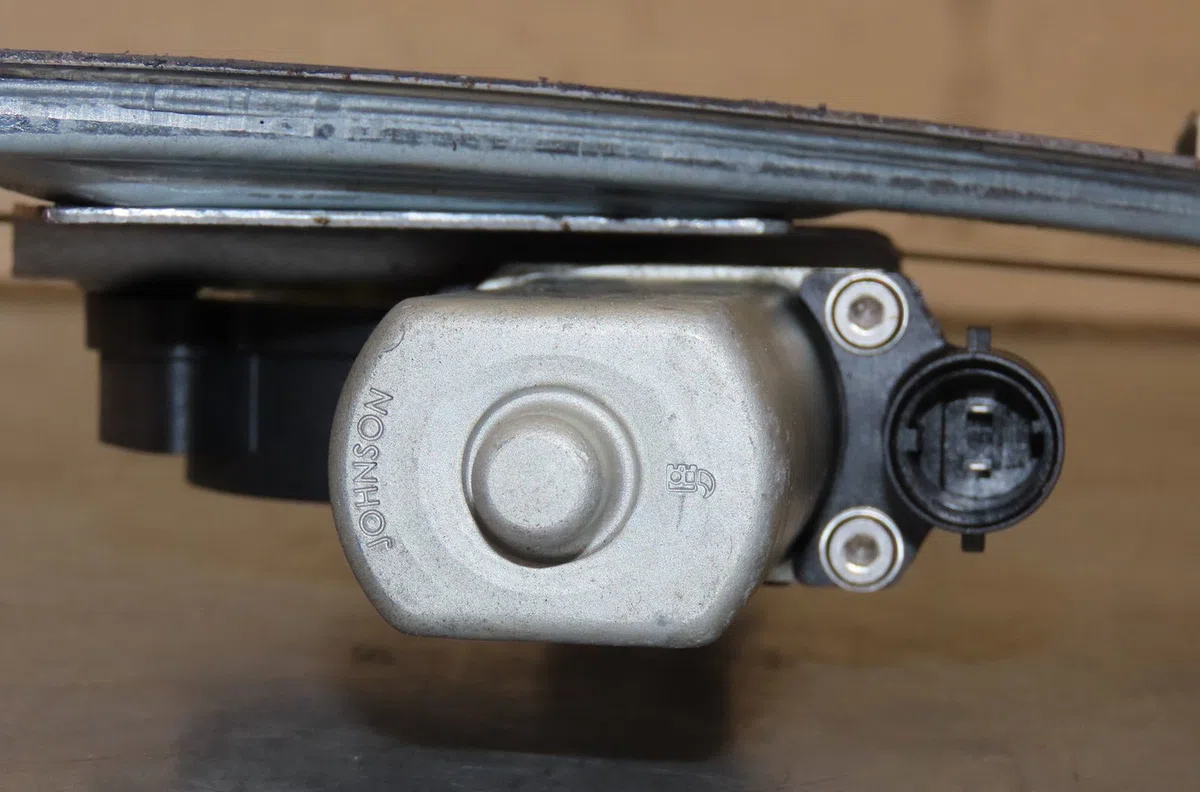 Mecanisme  moteur lève-glace avant droit Dacia DUSTER (HS_) 1.5 dci (hsaj) (2010-2018) occasion