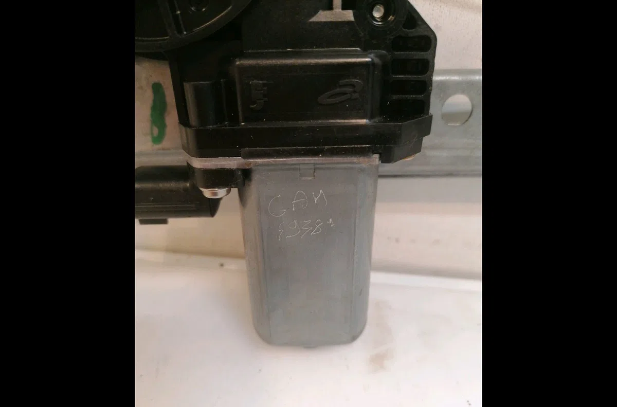 Mecanisme  moteur lève-glace avant droit Dacia LODGY (JS_) 1.5 dci (2012) occasion