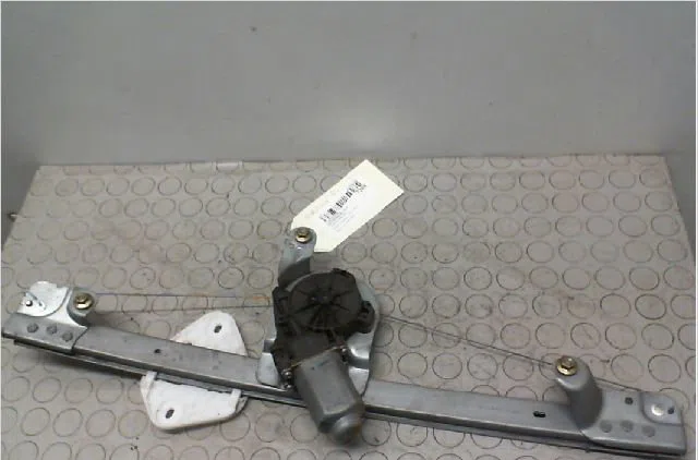 Mecanisme  moteur lève-glace avant droit Dacia LOGAN MCV (KS_) 1.5 dci (ks0k) (2007) occasion