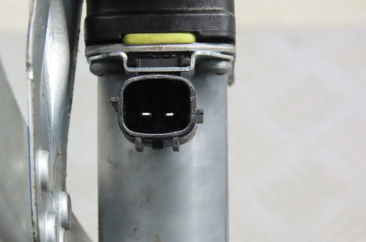 Mecanisme  moteur lève-glace avant droit Dacia SANDERO II 1.5 dci (2012) 5 portes occasion
