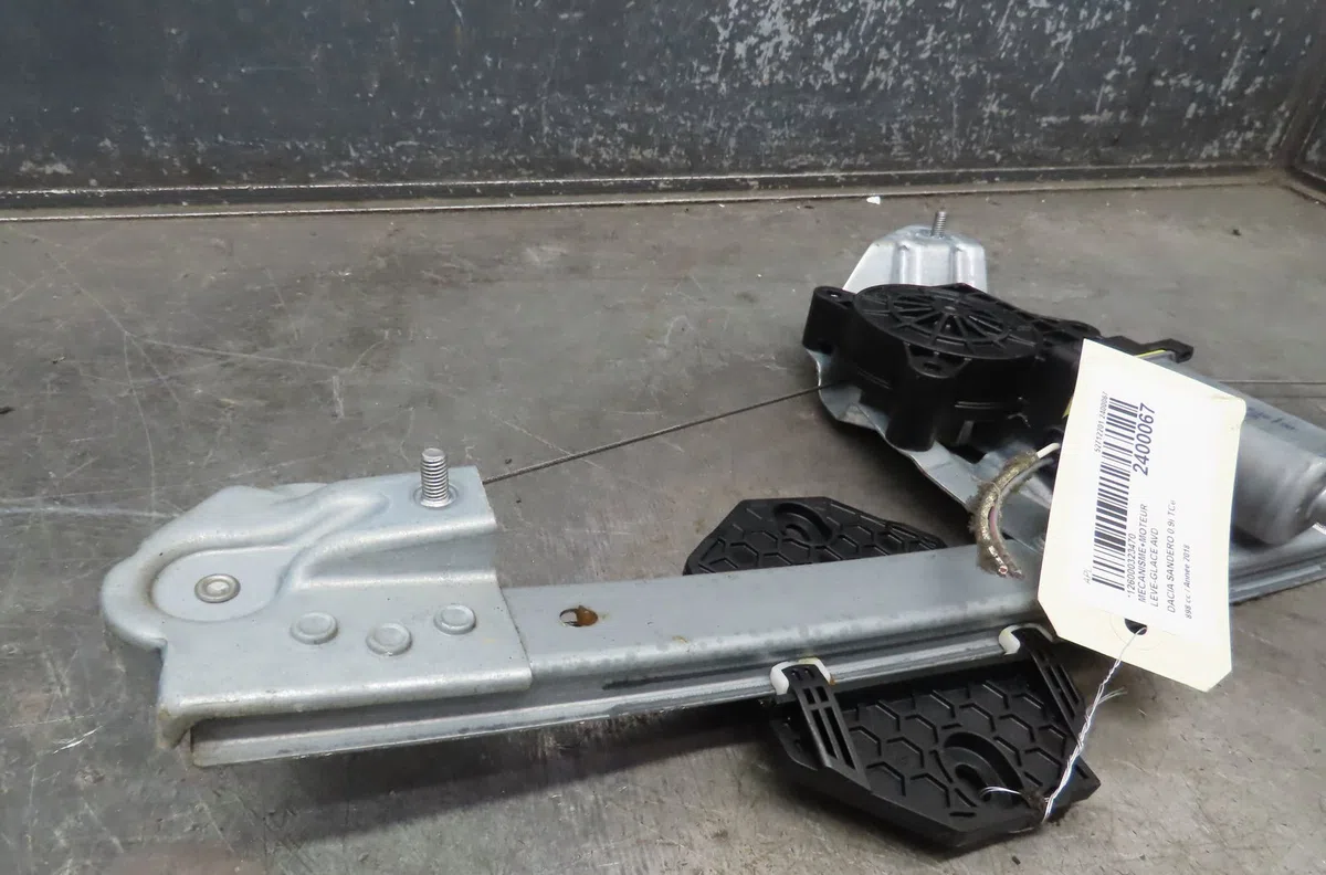 Mecanisme  moteur lève-glace avant droit Dacia SANDERO II Tce 90 (b8m1, b8ma) (2012) 5 portes occasion