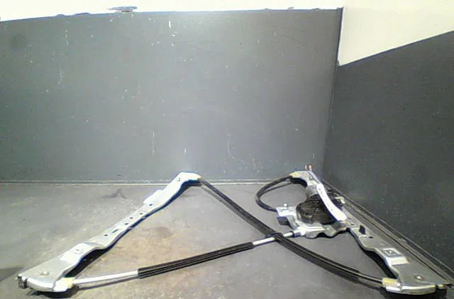 Mecanisme  moteur lève-glace avant droit Ds DS 3 (SA_) 1.2 thp 110 - puretech 110 (sahnps) (2015-2019) occasion