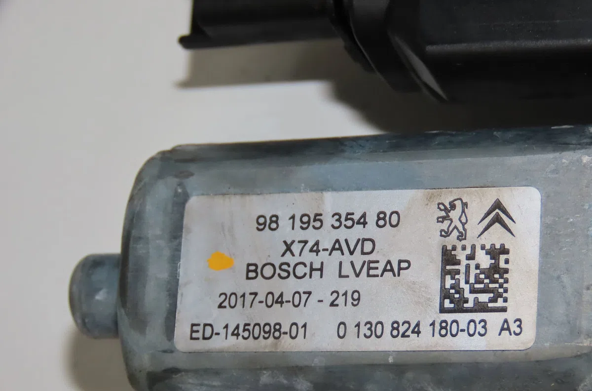 Mecanisme  moteur lève-glace avant droit DS DS7 occasion