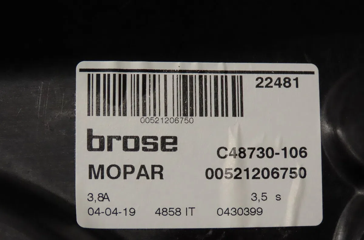 Mecanisme  moteur lève-glace avant droit Fiat 500X (334_) 1.6 d multijet (334axa1b, 334axa11) (2014) occasion