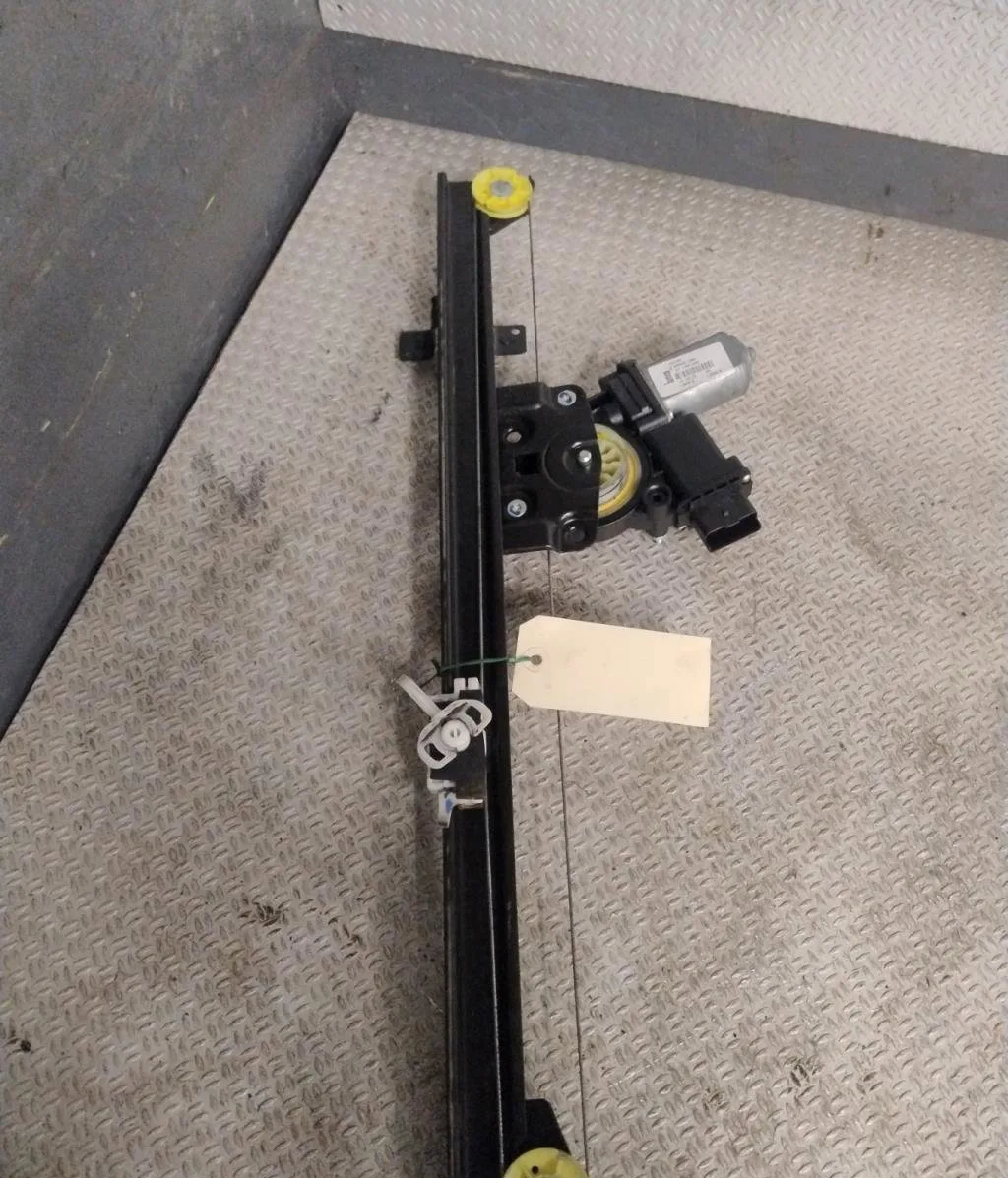 Mecanisme  moteur lève-glace avant droit Fiat DUCATO Camionnette (250_) 130 multijet 2,3 d (2011) occasion