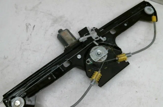 Mecanisme  moteur lève-glace avant droit FIAT FIORINO occasion