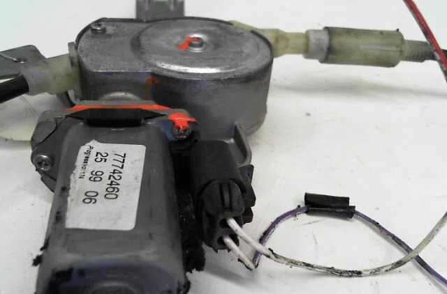 Mecanisme  moteur lève-glace avant droit FIAT PANDA I  39ch occasion