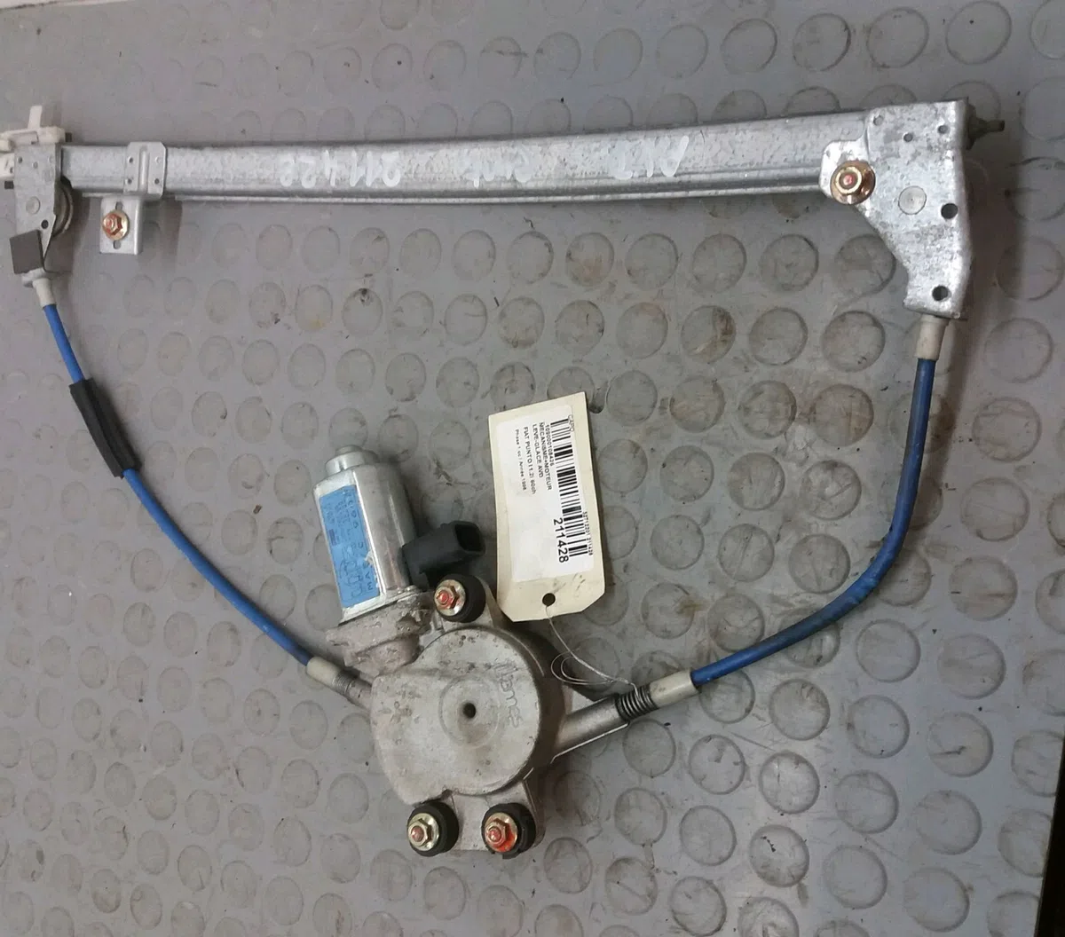 Mecanisme  moteur lève-glace avant droit Fiat PUNTO (176_) 60 1.2 (176ap, 176ar, 176aq, 176bb) (1993-1999) occasion