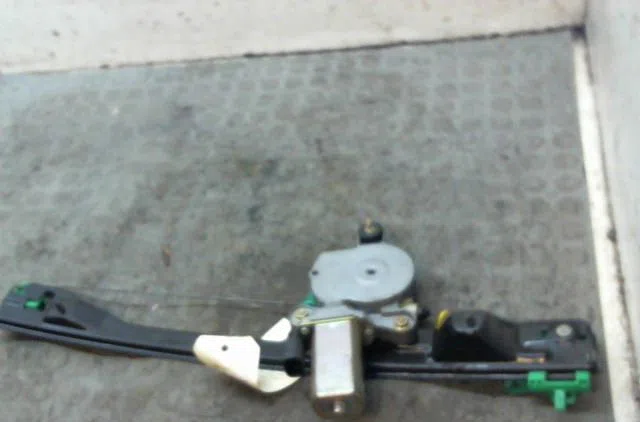 Mecanisme  moteur lève-glace avant droit Fiat PUNTO (188_) 1.2 16v 80 (188.233, .235, .253, .255, .333, .353, .639,... (