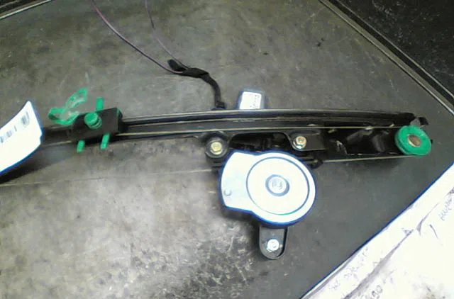 Mecanisme  moteur lève-glace avant droit Fiat PUNTO (188_) 1.9 ds 60 (188.031, .051, .231, .251) (1999-2012) occasion