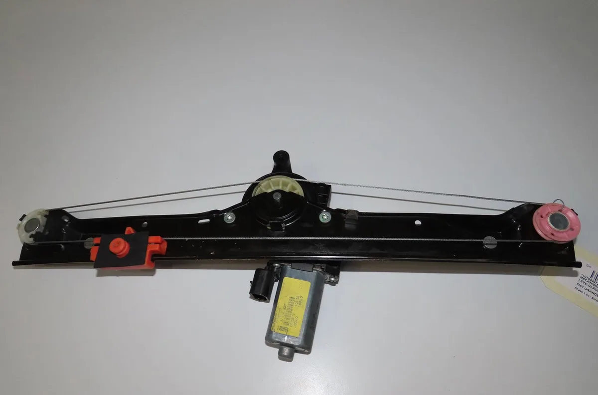 Mecanisme  moteur lève-glace avant droit Fiat PUNTO EVO (199_) 1.2 (2009-2012) occasion