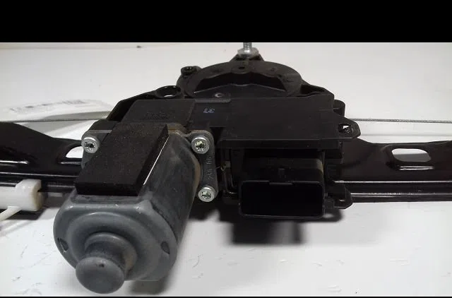 Mecanisme  moteur lève-glace avant droit Fiat QUBO (225_) 1.3 d multijet (225cxb1a, 225axb1a, 225cxb11, 225axb11,... (20
