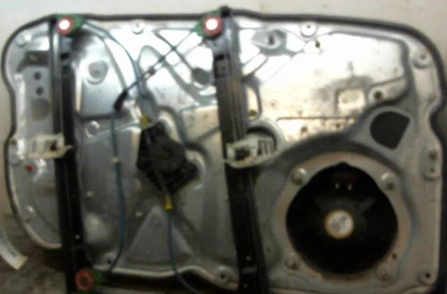 Mecanisme  moteur lève-glace avant droit Fiat STILO (192_) 1.9 jtd (192_xe1a) (2001-2006) occasion