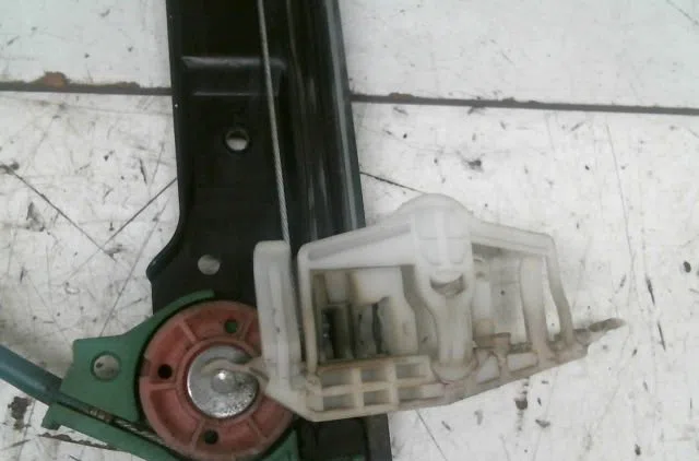 Mecanisme  moteur lève-glace avant droit Fiat STILO (192_) 1.9 jtd (192_xf1a) (2002-2006) occasion