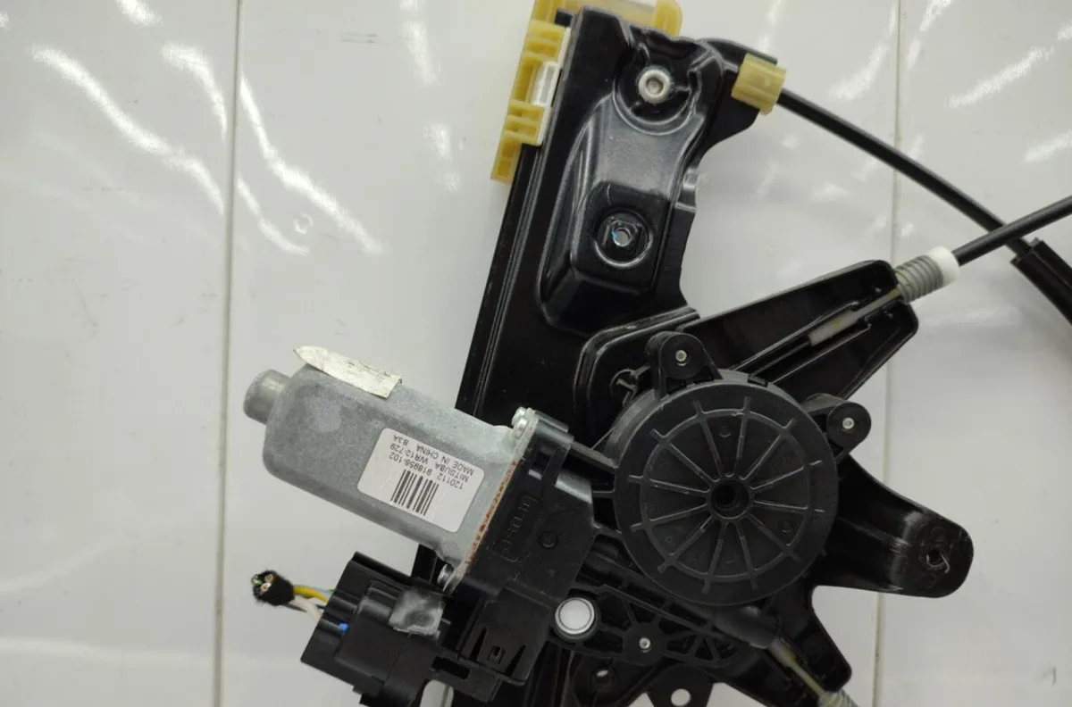 Mecanisme moteur lève-glace avant droit FORD C-MAX 2 PHASE 1 occasion