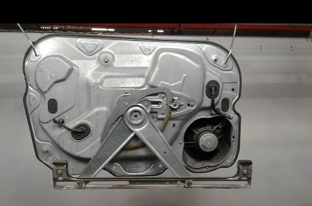 Mecanisme  moteur lève-glace avant droit Ford C-MAX (DM2) 1.6 tdci (2007-2010) 5 portes occasion